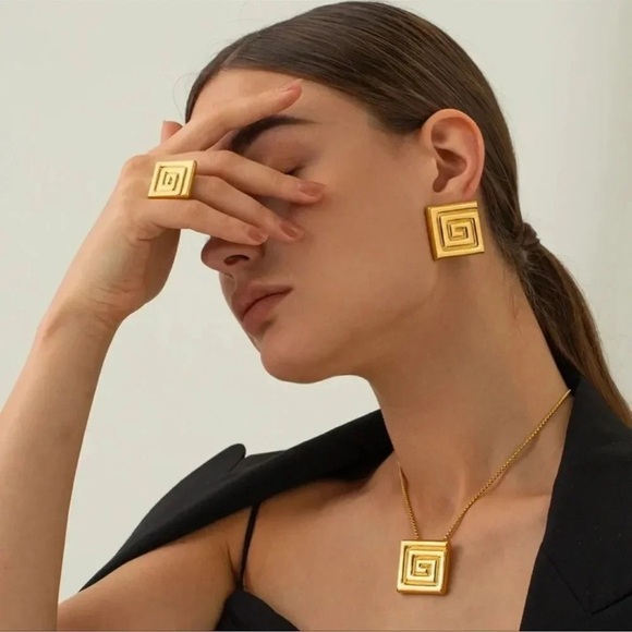 Santorini 18K Gold Stainless Steel Loop Set - Picture 1 of 11